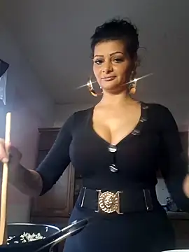 Snapshot of Pillango1212 chatting on 27, 11, 2025 Pillango1212 online show from 27, 11, 2025