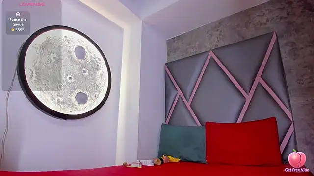 Alisha Ebonyy online show from 4, 6, 2026