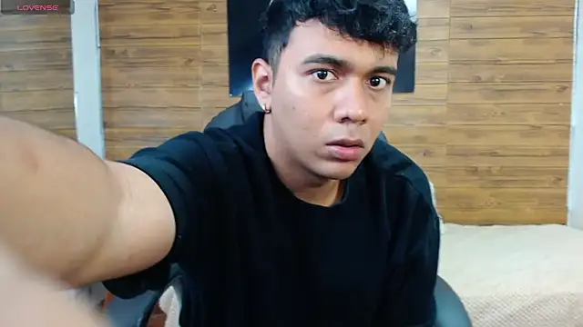 Snapshot of titanxero chatting on 20, 11, 2025 titanxero online show from 20, 11, 2025