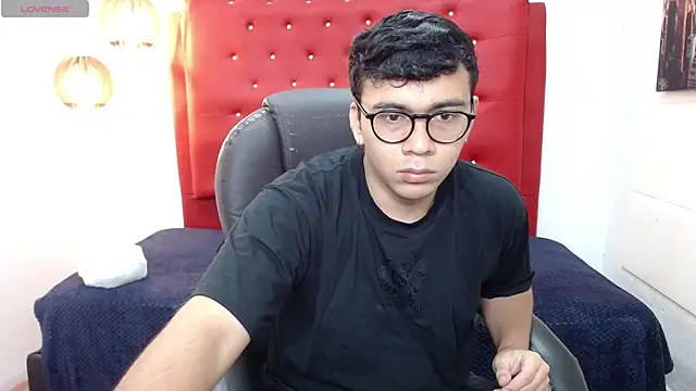 Snapshot of titanxero chatting on 28, 10, 2025 titanxero online show from 28, 10, 2025