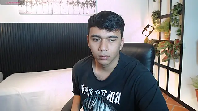 Snapshot of titanxero chatting on 25, 11, 2025 titanxero online show from 25, 11, 2025