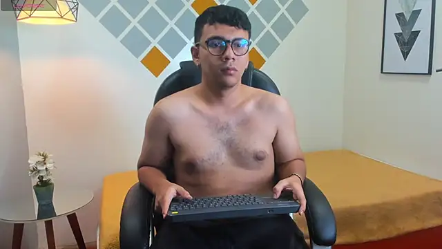 Snapshot of titanxero chatting on 8, 10, 2025 titanxero online show from 8, 10, 2025