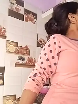 Hot-Pooja25 online show from 16, 3, 2026