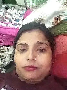 Hot-Pooja25 online show from 8, 4, 2026