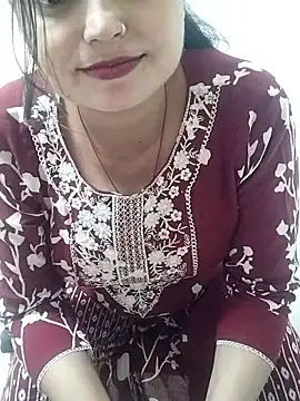 Hot-Pooja25 online show from 25, 3, 2026