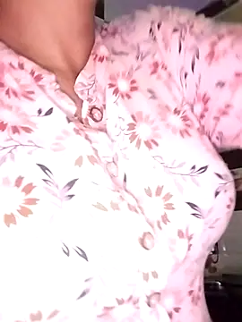 Hot-Pooja25 online show from 13, 3, 2026