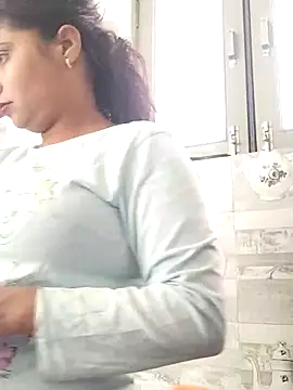 Hot-Pooja25 online show from 23, 3, 2026