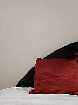 Hot-Pooja25 online show from 29, 3, 2026