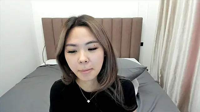 Snapshot of Maakimita chatting on 28, 11, 2025 Maakimita online show from 28, 11, 2025