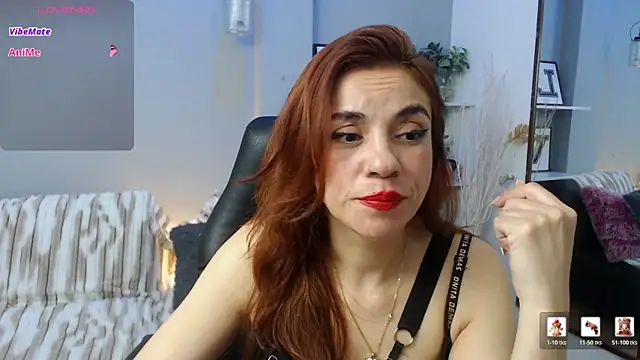 Snapshot of KendallWood_ chatting on 28, 5, 2026 KendallWood online show from 28, 5, 2026