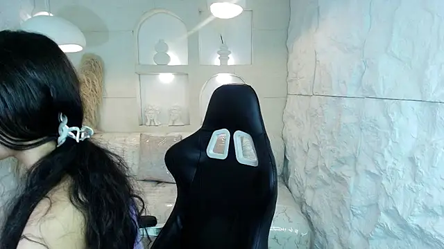 mara jhonson r  online show from 27, 9, 2025