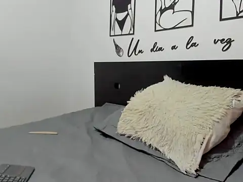 Allison 21  online show from 8, 11, 2025