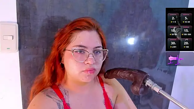 alana glasses online show from 17, 10, 2025