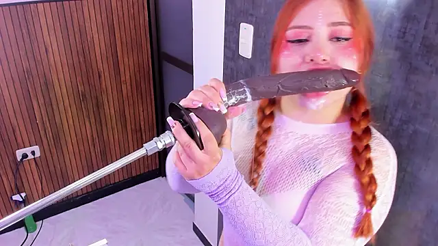 alana glasses online show from 14, 2, 2026