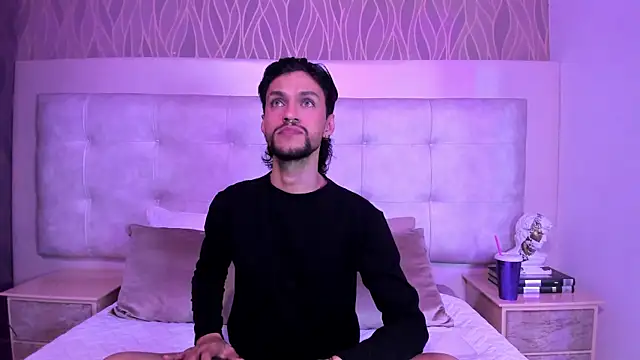 LiamSamders online show from 10, 9, 2025