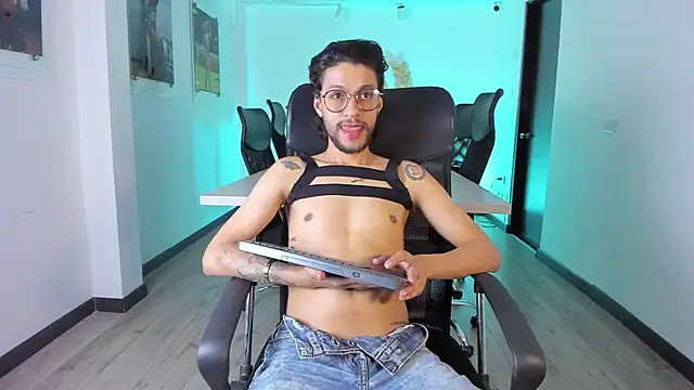 LiamSamders online show from 28, 9, 2025