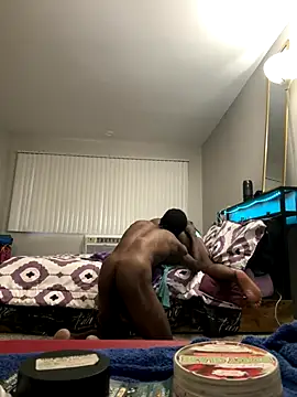 Snapshot of toy-boyluv chatting on 21, 10, 2025 toy-boyluv online show from 21, 10, 2025