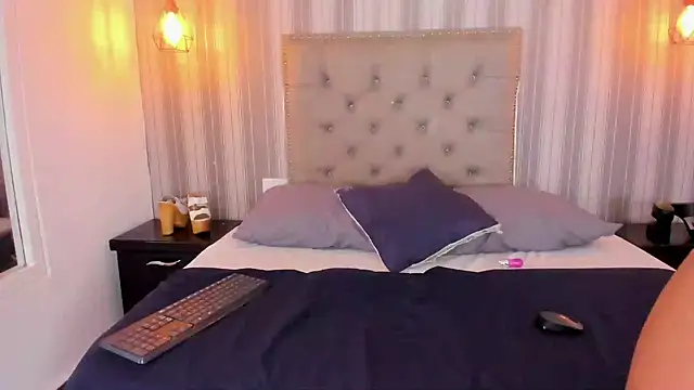 Sofiapassionne online show from 17, 10, 2025