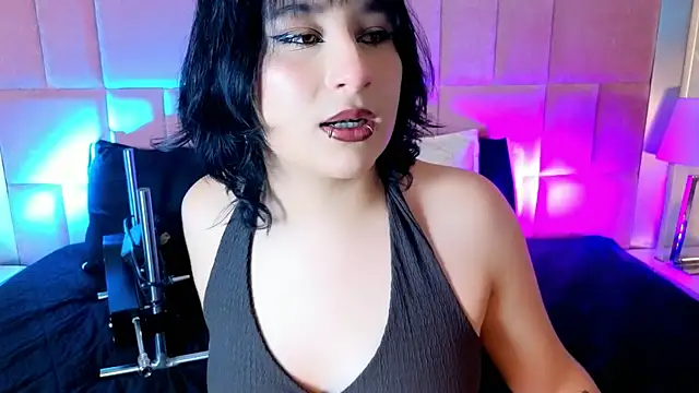 Snapshot of RobinBennett chatting on 9, 7, 2026 RobinBennett online show from 9, 7, 2026