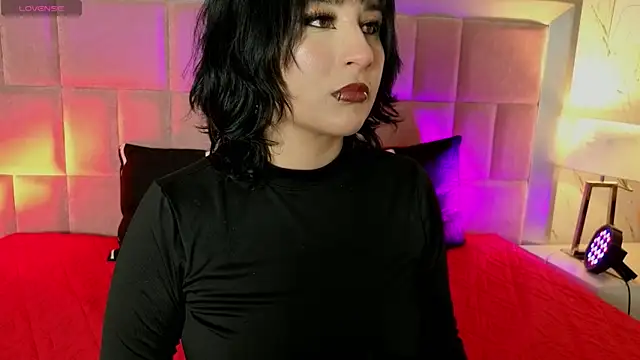 Snapshot of RobinBennett chatting on 10, 7, 2026 RobinBennett online show from 10, 7, 2026