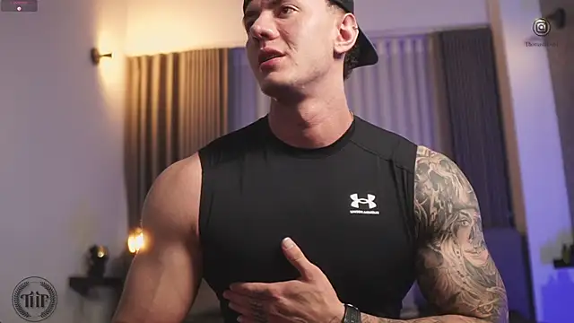 Thomas Falcon online show from 22, 10, 2025