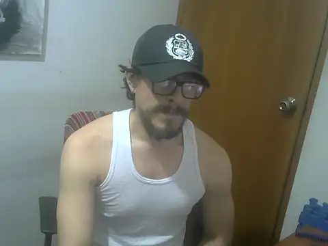GuivernoStud online show from 10, 9, 2025