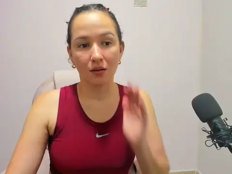 Snapshot of butterflyfree1 chatting on 24, 9, 2025 butterflyfree1 online show from 24, 9, 2025