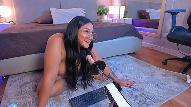 DannaScoot online show from 23, 9, 2025