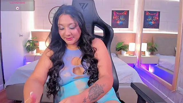 DannaScoot online show from 2, 10, 2025