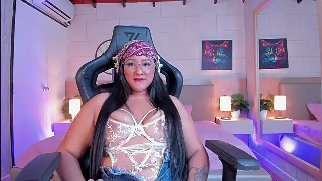 DannaScoot online show from 12, 9, 2025
