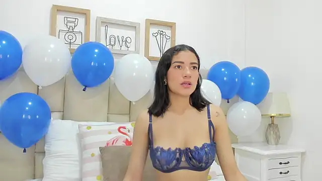 Skylerwhite02 online show from 4, 2, 2026