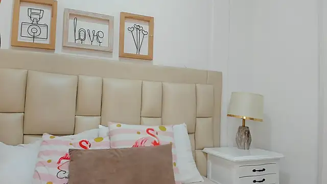 Skylerwhite02 online show from 12, 2, 2026