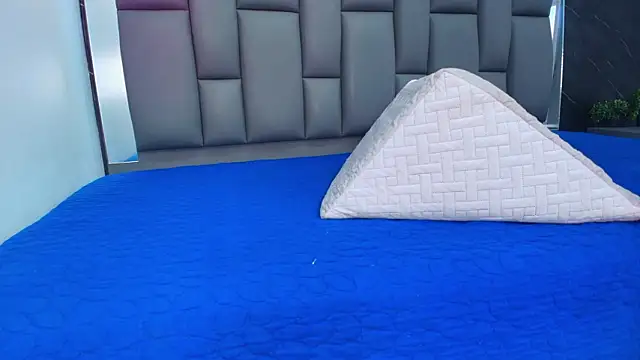 kissme luna online show from 28, 2, 2026