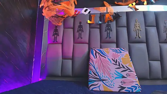 kissme luna online show from 1, 11, 2025