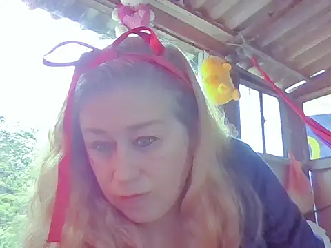 Snapshot of Effata30 chatting on 6, 10, 2025 Effata30 online show from 6, 10, 2025