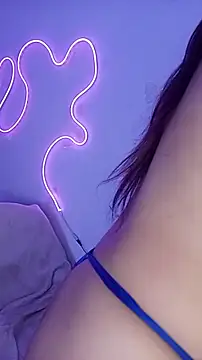 Mia2xsmith online show from 13, 6, 2026