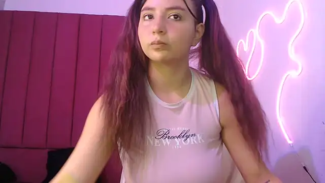 Mia2xsmith online show from 14, 6, 2026