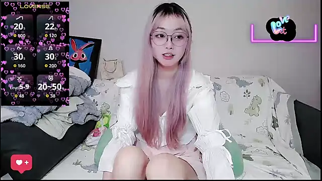 Snapshot of baby-yaya20 chatting on 24, 10, 2025 baby-yaya20 online show from 24, 10, 2025