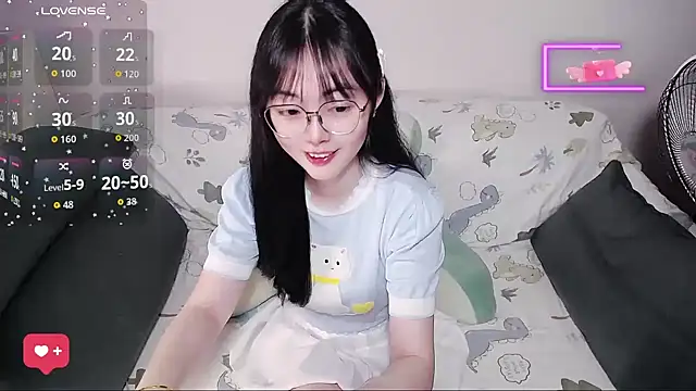 Snapshot of baby-yaya20 chatting on 6, 5, 2026 baby-yaya20 online show from 6, 5, 2026