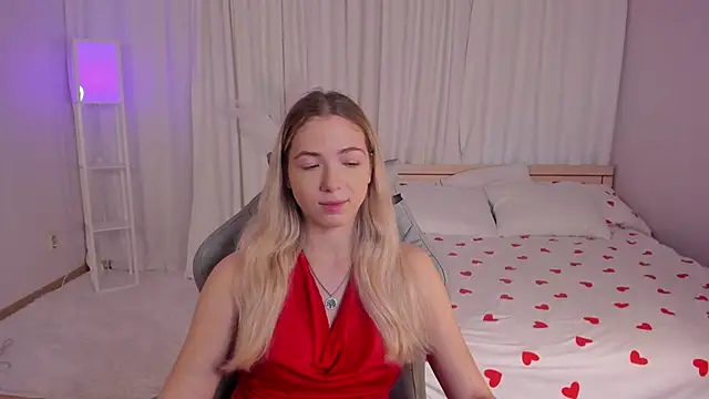 Susan Mimi online show from 8, 11, 2025