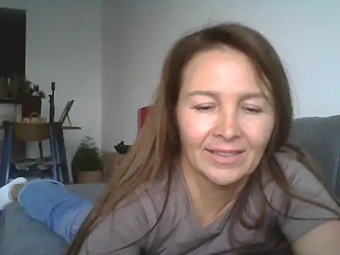 Snapshot of Avelinii chatting on 13, 5, 2026 Avelinii online show from 13, 5, 2026