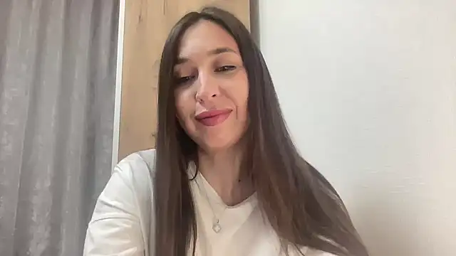 Snapshot of Orvina chatting on 25, 5, 2026 Orvina online show from 25, 5, 2026