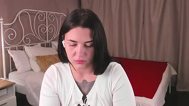 Miss    Mira online show from 16, 9, 2025