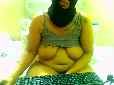 Snapshot of Sweetcandyxxxx30 chatting on 13, 10, 2025 Sweetcandyxxxx30 online show from 13, 10, 2025