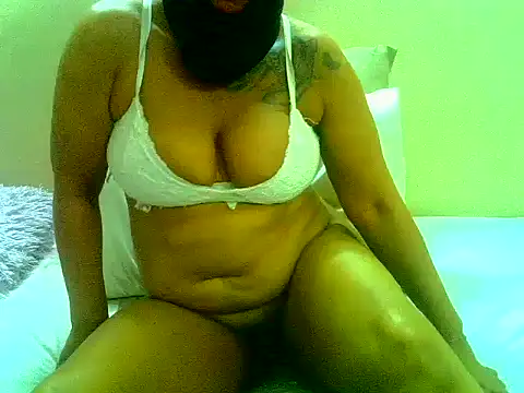 Snapshot of Sweetcandyxxxx30 chatting on 12, 10, 2025 Sweetcandyxxxx30 online show from 12, 10, 2025