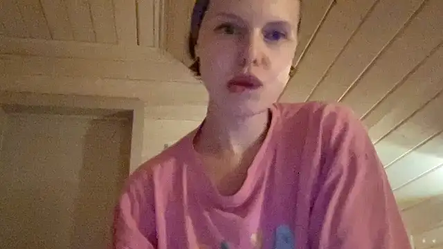 Snapshot of Rayonaa chatting on 14, 7, 2026 Rayonaa online show from 14, 7, 2026