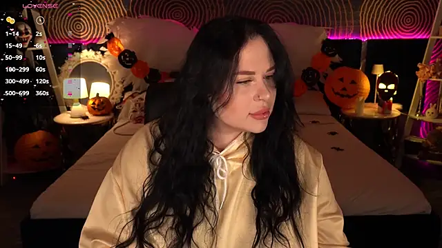 SerahMirabeli online show from 2, 11, 2025