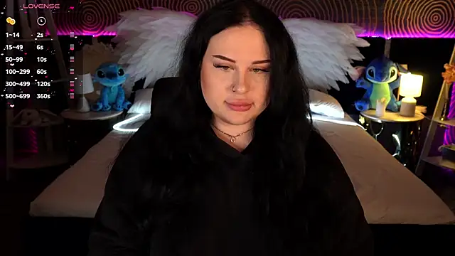 SerahMirabeli online show from 11, 11, 2025