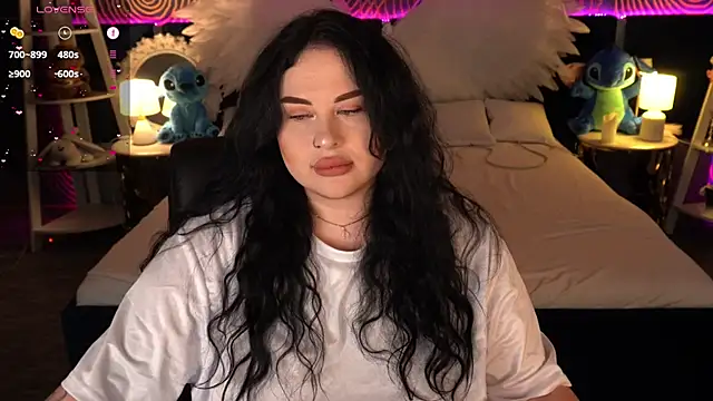 SerahMirabeli online show from 4, 11, 2025