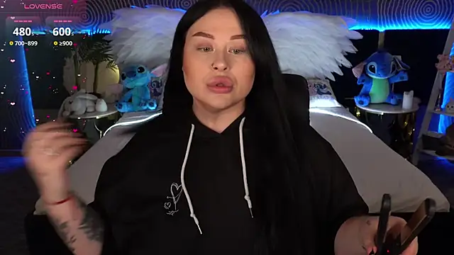 SerahMirabeli online show from 25, 10, 2025